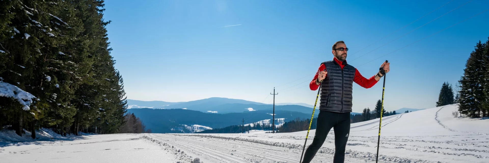 Langlaufen mit Panorama auf der Jogllandloipe in der Oststeiermark | © TV Oststeiermark | Rene Strasser
