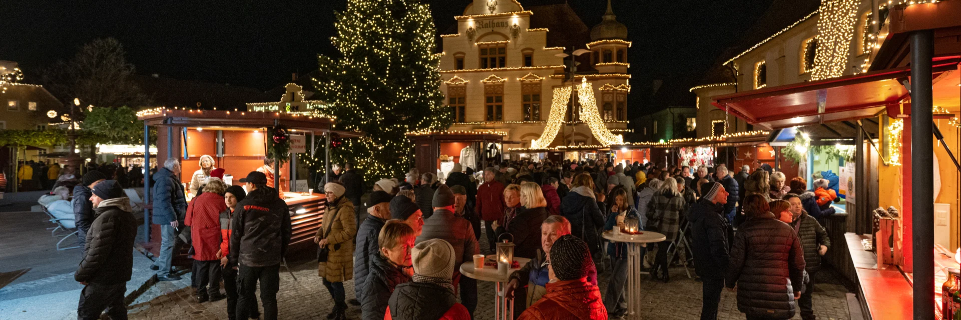 Christkindlmarkt in Hartberg | © Oststeiermark Tourismus | TV Oststeiermark, Rene Strasser Christkindlmarkt in Hartberg | © Oststeiermark Tourismus | TV Oststeiermark, Rene Strasser