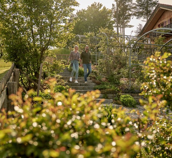 Walking in Pöllauberg in Eastern Styria | ©  Oststeiermark Tourismus | Lang-Bichl - RKP