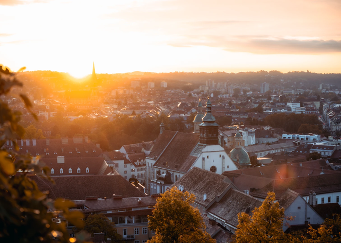 Sonnenuntergang im Herbst über der Altstadt von Graz | © Region Graz | studio draussen