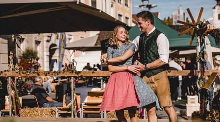 Tanzen am Südsteirischen Herbstfest | © TVB Südsteiermark | Michaela Lorber