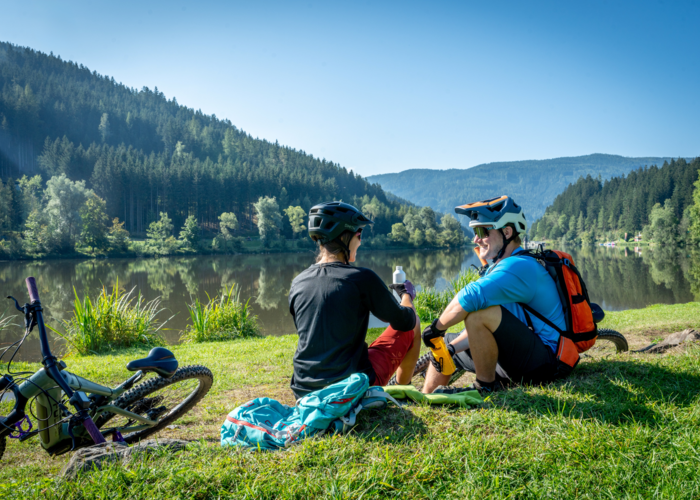 Pause am Trabochersee | © Erzberg Leoben | Jesse Streibl