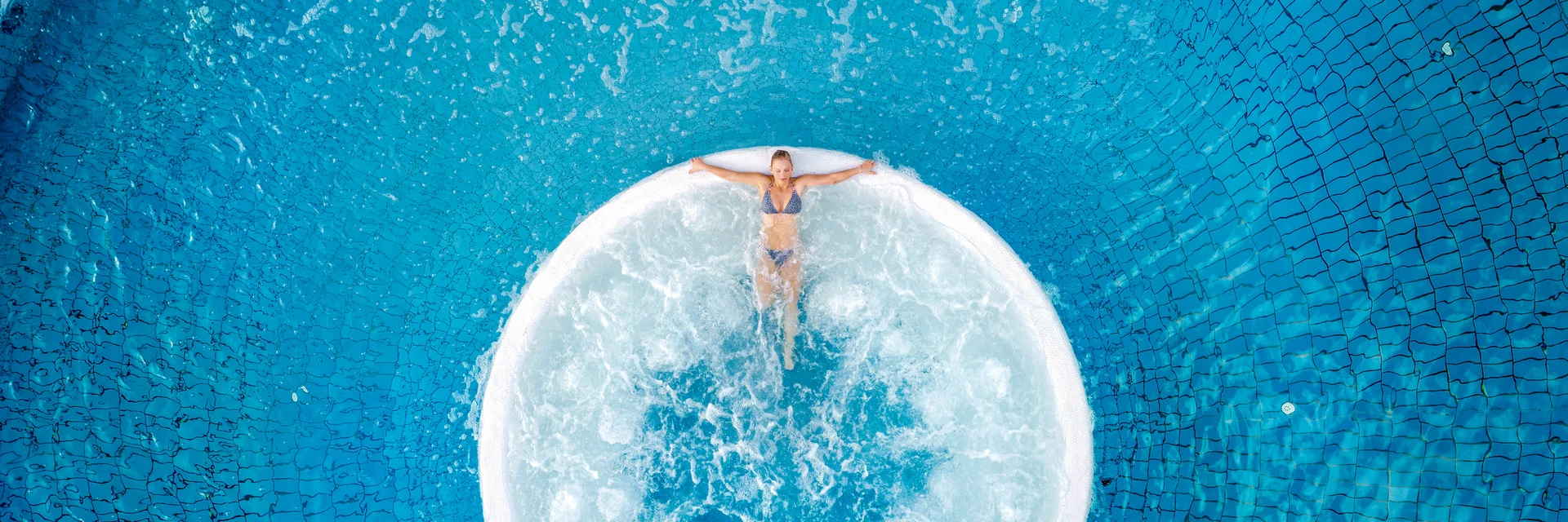 Entspannung in der Therme | © Thermen- & Vulkanland | Michael Königshofer Entspannung in der Therme | © Thermen- & Vulkanland | Michael Königshofer