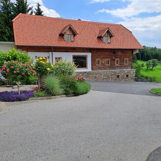 Rauchstubenhaus_Buchegger_Oststeierrmark | © Familienbetrieb Buchegger