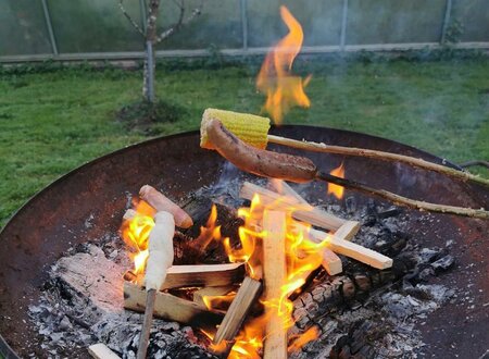 Titelbild Lagerfeuer | © Fischer Marion | Marion's Ziegen