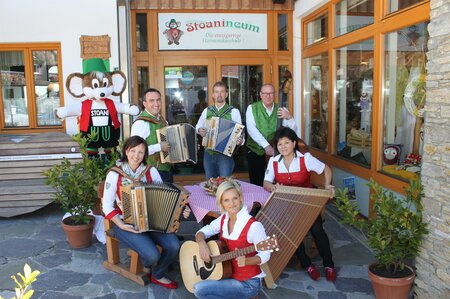 Stoanineum_Lehrer_Oststeiermark | © Stoanineum