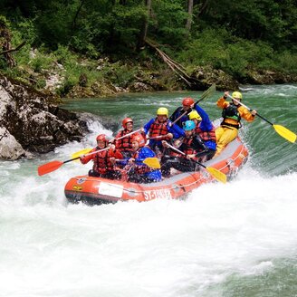 Rafting auf der Salza mit Black Sheeps | ©  Black Sheeps Adventures KG