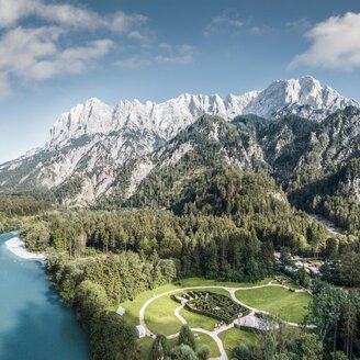 Blick auf das Erlebniszentrum Weidendom | © Stefan Leitner