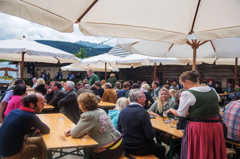 Neuhofner Dorffest | © Anatevka Photography
