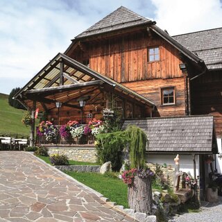 Holdahüttn_Außenansicht_Oststeiermark | © Holdahüttn