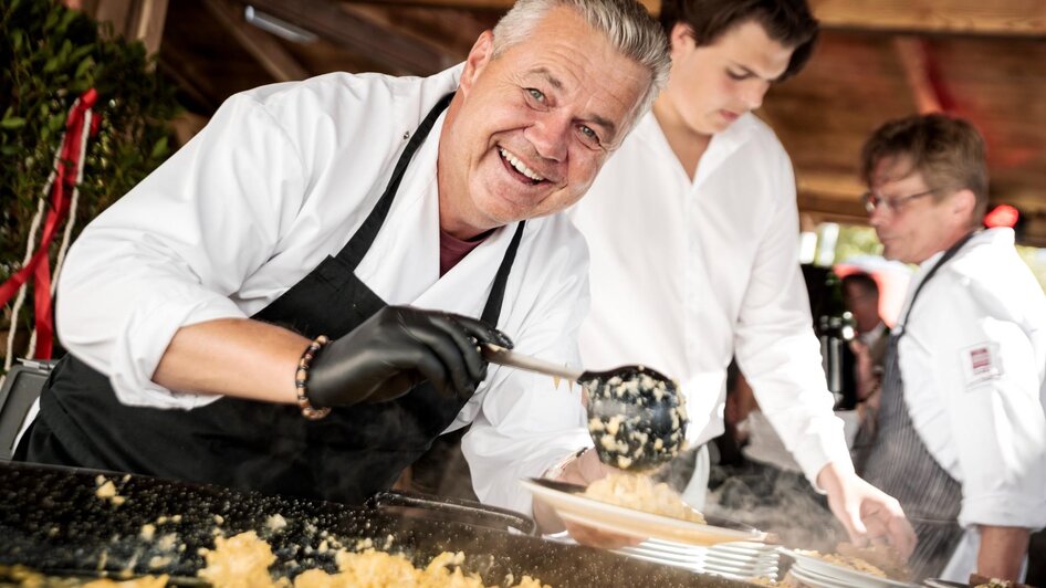 Steirische Schmankerl beim Aufsteirern in Graz | © Ivents Kulturagentur-Ulrike Rauch