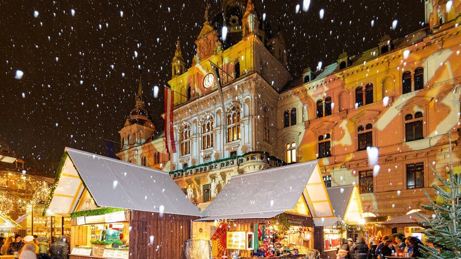 Christkindlmarkt am Hauptplatz | © Graz Tourismus-Harry Schiffer Christkindlmarkt am Hauptplatz | © Graz Tourismus-Harry Schiffer