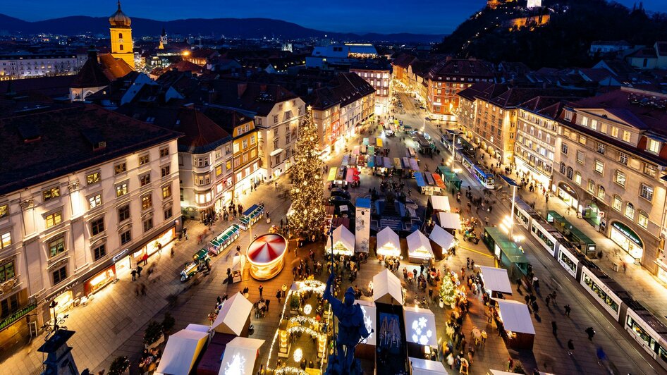 Christkindlmarkt am Hauptplatz | © Graz Tourismus-Harry Schiffer Christkindlmarkt am Hauptplatz | © Graz Tourismus-Harry Schiffer