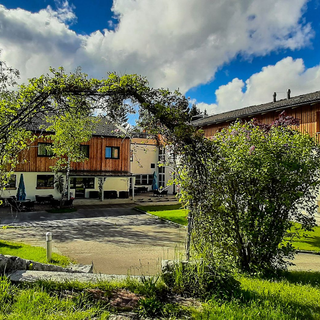 JUFA Hotel Bad Aussee, Außenansicht | © Tanja Lorenzoni