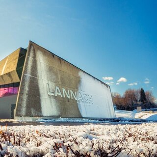 Steinhalle im Winter | © Petru Rimovetz