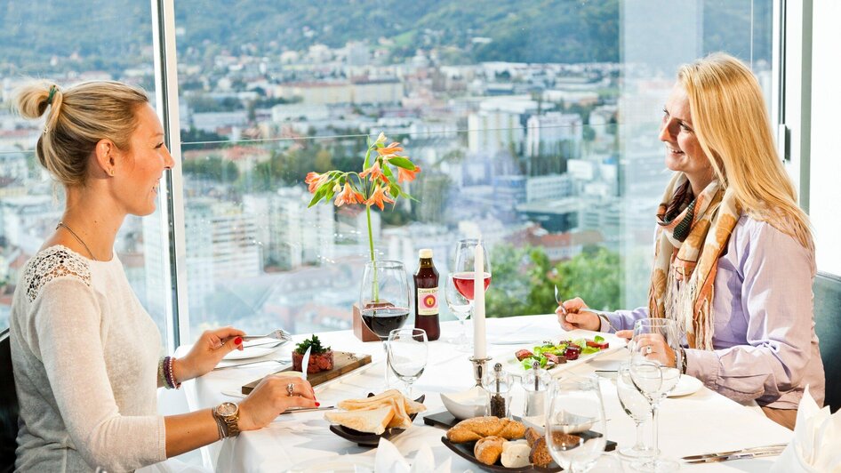 Schlossberg Restaurant | © Schlossberg - Werner Krug Schlossberg Restaurant | © Schlossberg - Werner Krug