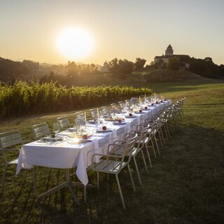 Long Vineyard Table | © LOISIUM Südsteiermark