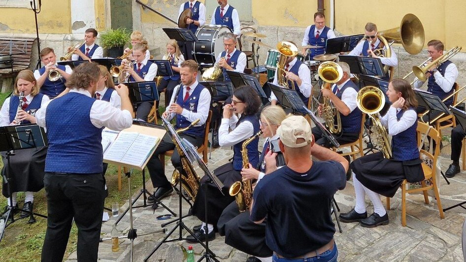 Auftritt des Musikvereins Ehrenhausen | © Konrad Edegger