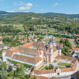 Kirche Pöllau_Naturpark Pöllauertal_Oststeiermark | © Helmut Schweighofer
