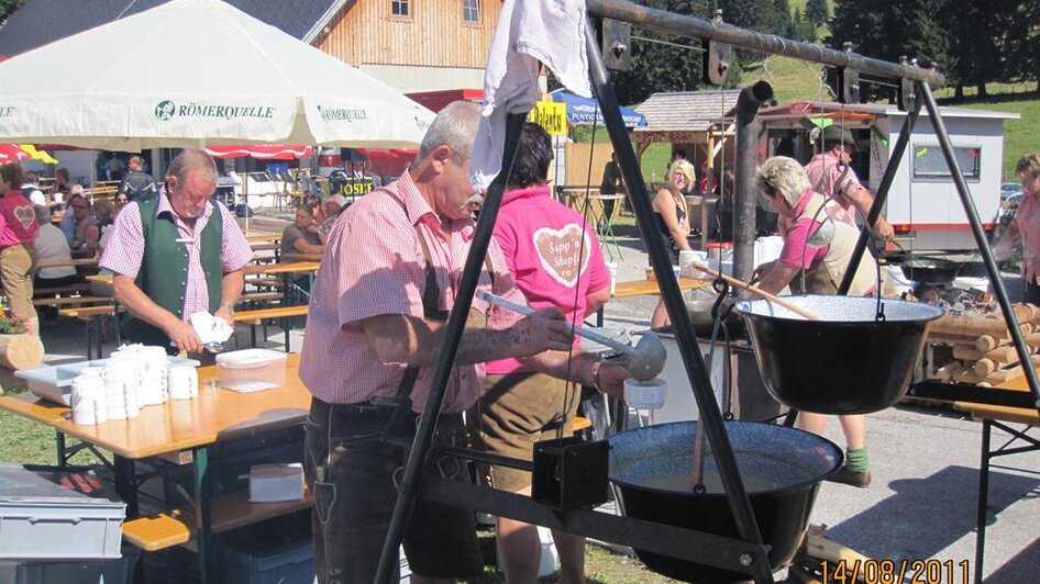 Sterzfest_Kochen_Oststeiermark | © Almwirtshaus Holdahütt'n