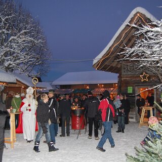 Waisenegger Christkindlmarkt_ Oststeiermark