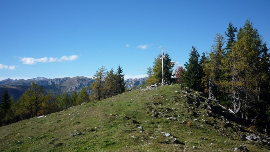 Blick zum Gipfelkreuz | © TV Hochschwab