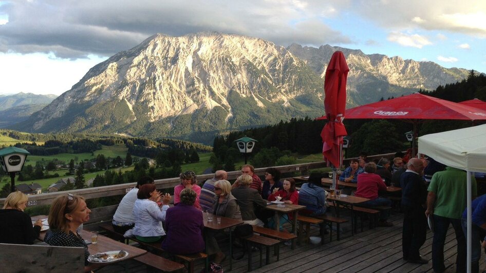 Pfannerhütte, Ausblick von der Terrasse, Tauplitz | Mario Seebacher | © Mario Seebacher Pfannerhütte, Ausblick von der Terrasse, Tauplitz | © Mario Seebacher