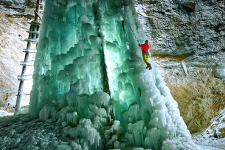 Klettern_Eiswasserfall_Oststeiermark_Torperczer | © Tourismusverband Oststeiermark