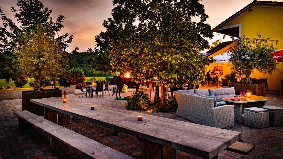 Terrasse-Lounge | © Kutscherstüberl