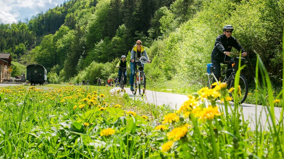 Mit dem Radl unterwegs | nixxipixx.com | © Naturpark Mürzer Oberland Mit dem Radl unterwegs | © Naturpark Mürzer Oberland
