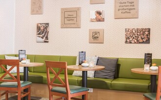 Coffe in the Jufa Hotel, Grundlsee, Restaurant | © Jufa Hotels