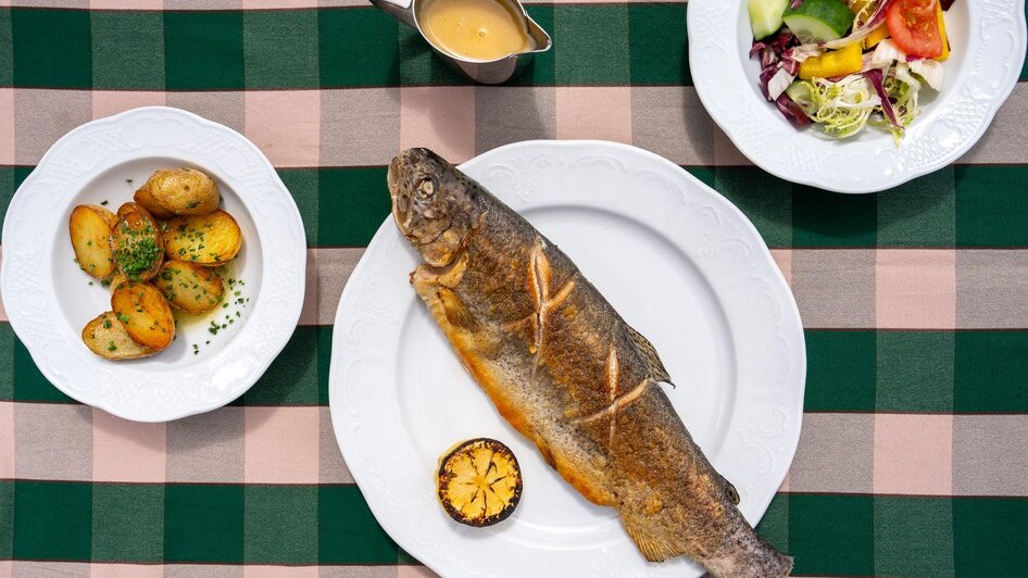 Alpen Arnika, Tauplitzalm, fish dishes | Hotel Alpen Arnika | © Hotel Alpen Arnika Alpen Arnika, Tauplitzalm, Fischgerichte | © Hotel Alpen Arnika