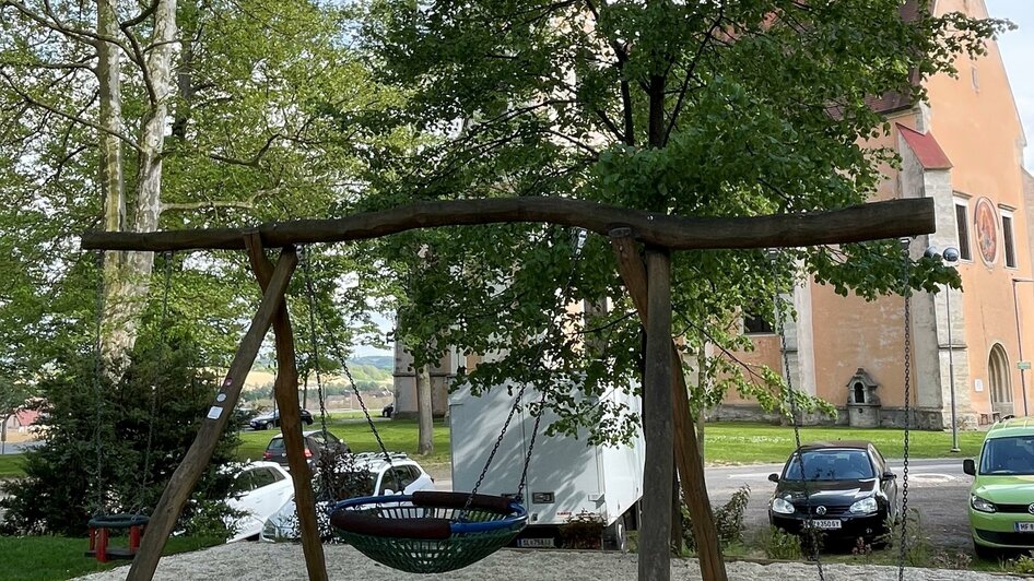 Spielplatz Lebing Au_Schaukel_Oststeiermark | © Tourismusverband Oststeiermark
