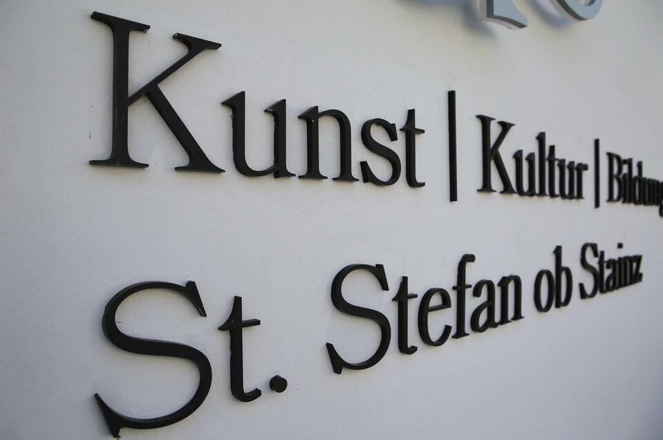 Logo | Katharina Zotter | © Katharina Zotter Stieglerhaus Kunst-Kultur-Bildung St. Stefan/Stainz - Impression #1 | © Katharina Zotter