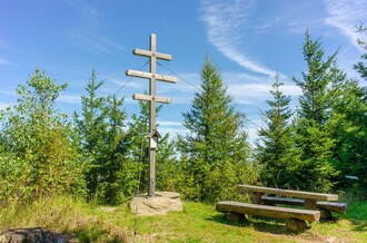 Rabenwald_weather cross_Eastern Styria | © Helmut Schweighofer