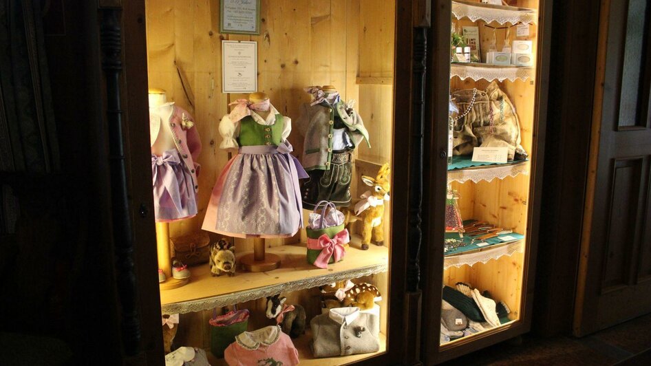 Blaa Alm, Altaussee, showcase | Viola Lechner | © Viola Lechner Blaa Alm, Altaussee, Vitrine | © Viola Lechner