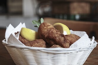 Steirisches Backhendl | © Anton Muchitsch