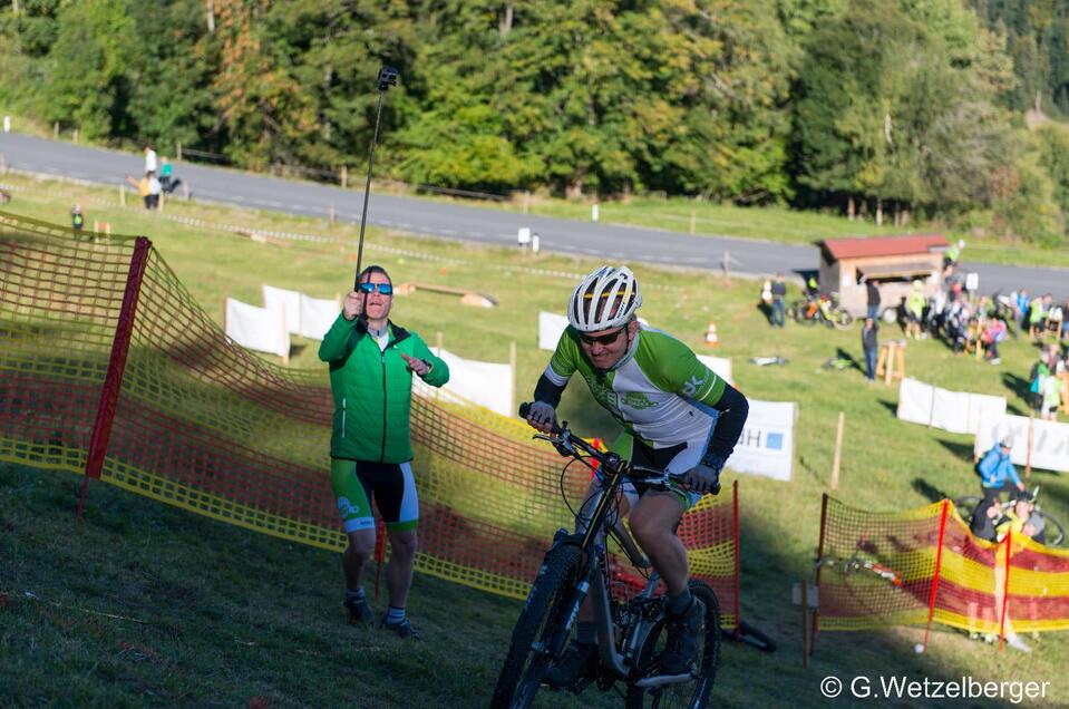 Radfahrer Hill Climbing_Oststeiermark | © G. Wetzelberger