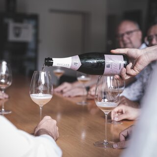 Verkostung beim Weingut Regele | © Simon Fortmüller