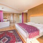 Bild von Eisschwimmen, Turmsuite | © Retter Bio Natur Resort