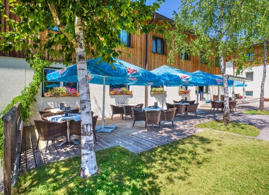 sun terrace-jufa-hotel-bad-aussee