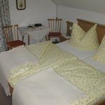 Photo of double room with shower