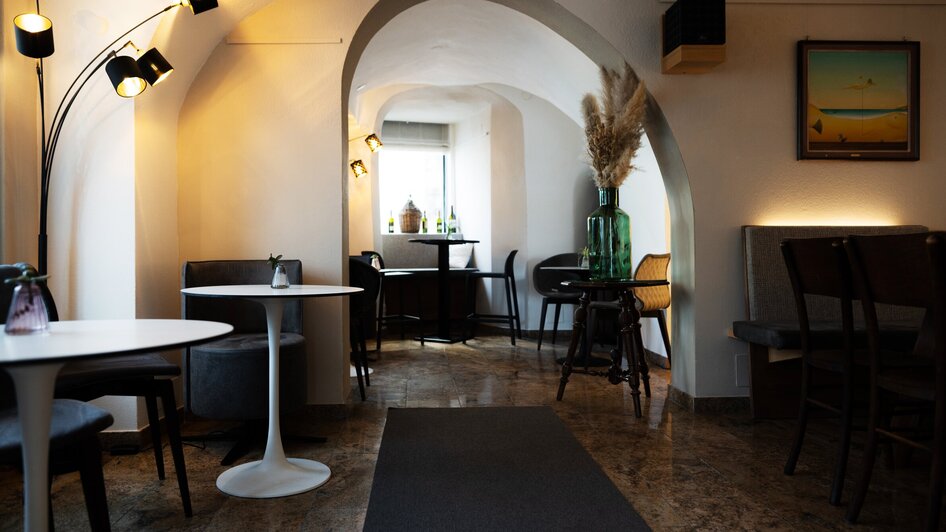 Gemütliche Weinbar mit stilvollem Interieur in Graz. | © Auenbrugger