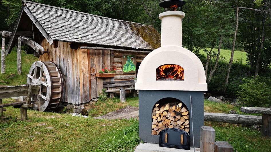 Baking bread at the Troger Mill - Impressionen #2.9