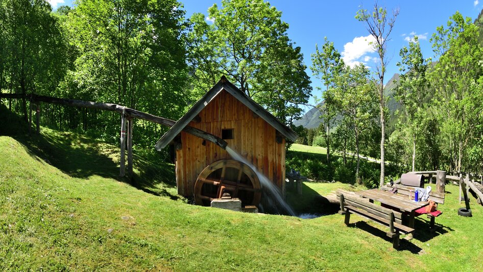 Baking bread at the Troger Mill - Impressionen #2.2