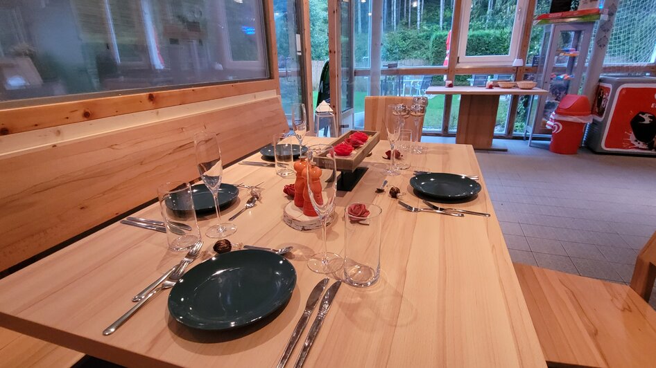 Schwimmbadbuffet Öblarn  - Impression #2.13 | © Tim Fuchsberger 